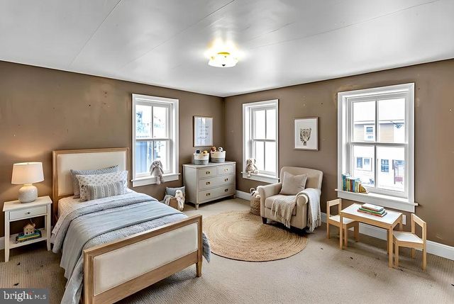 302 W MAIN ST, Annville, PA 17003