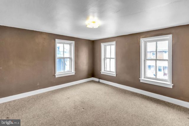 302 W MAIN ST, Annville, PA 17003