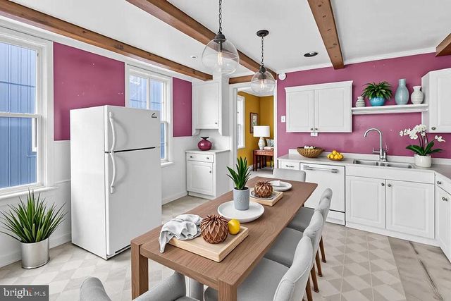 302 W MAIN ST, Annville, PA 17003