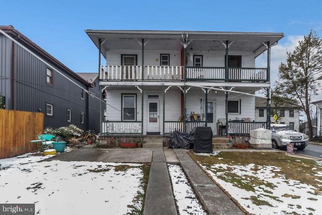 302 W MAIN ST, Annville, PA 17003