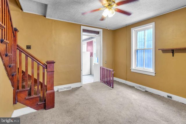 302 W MAIN ST, Annville, PA 17003