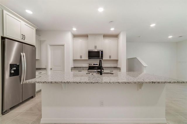 1682 GREENLEAF WOODS COVE, Oviedo, FL 32765