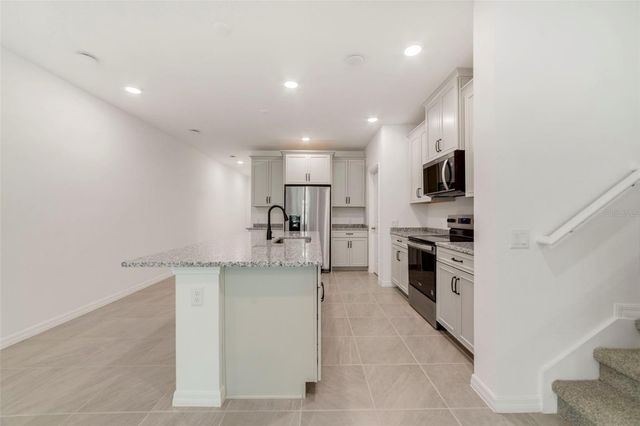 1682 GREENLEAF WOODS COVE, Oviedo, FL 32765