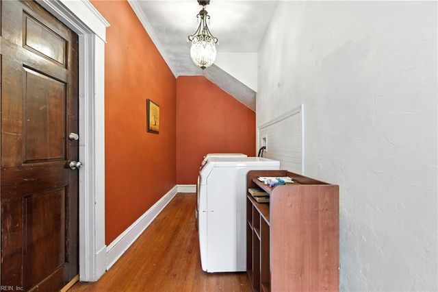 220 E Randall AVE, Norfolk, VA 23503