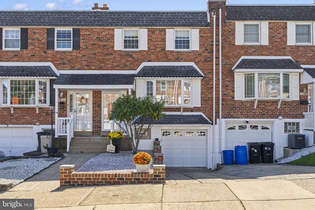 12739 HOLLINS RD, PHILADELPHIA, PA 19154 — exterior