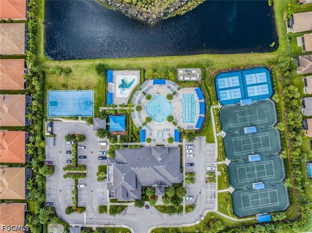 11546 Meadowrun CIR, Fort Myers, FL 33913