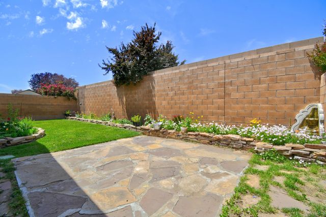 3105 W Meadow Drive SW, Albuquerque, NM 87121