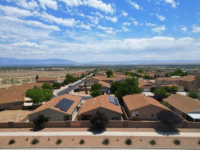 3105 W Meadow Drive SW, Albuquerque, NM 87121