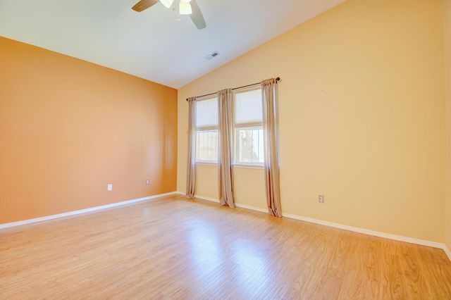 3105 W Meadow Drive SW, Albuquerque, NM 87121