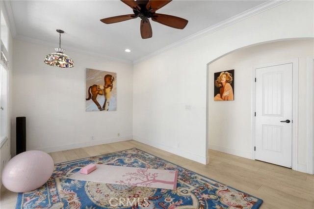 252 Mayflower Drive, Newport Beach, CA 92660