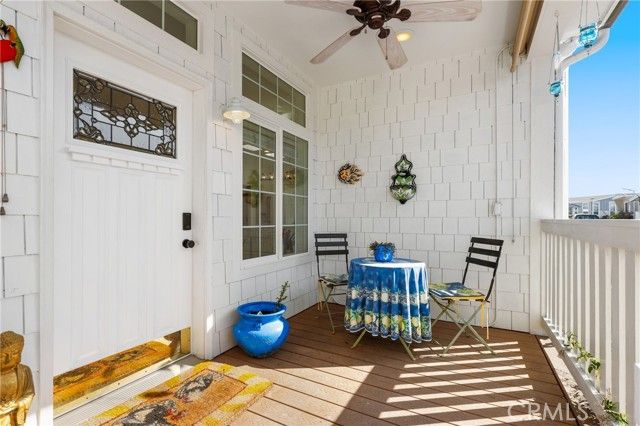 252 Mayflower Drive, Newport Beach, CA 92660