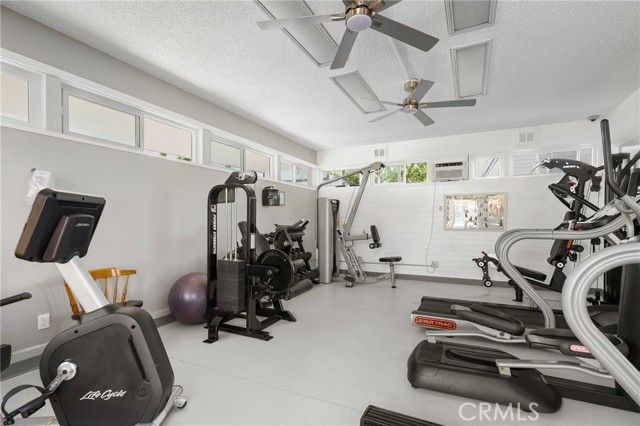 252 Mayflower Drive, Newport Beach, CA 92660