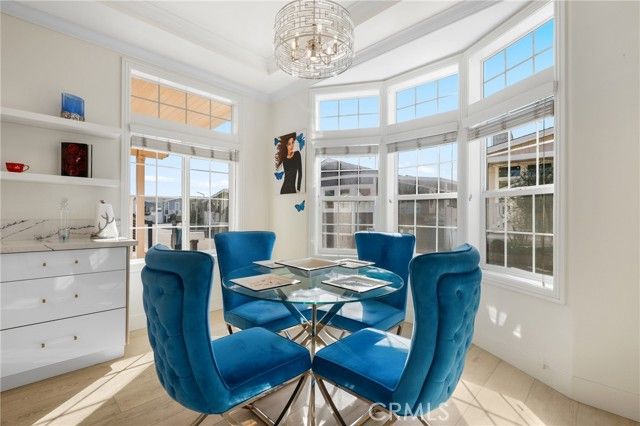 252 Mayflower Drive, Newport Beach, CA 92660