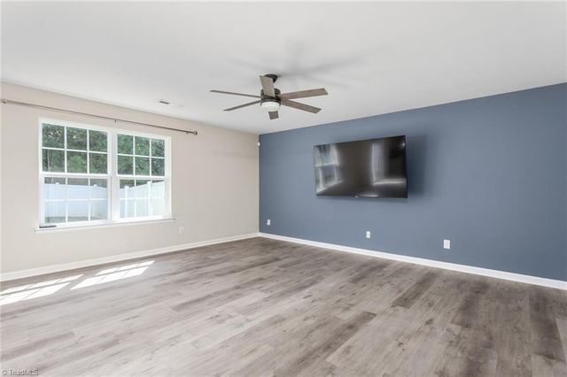 6623 Glenville Drive, Whitsett, NC 27377