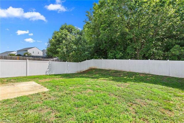 6623 Glenville Drive, Whitsett, NC 27377