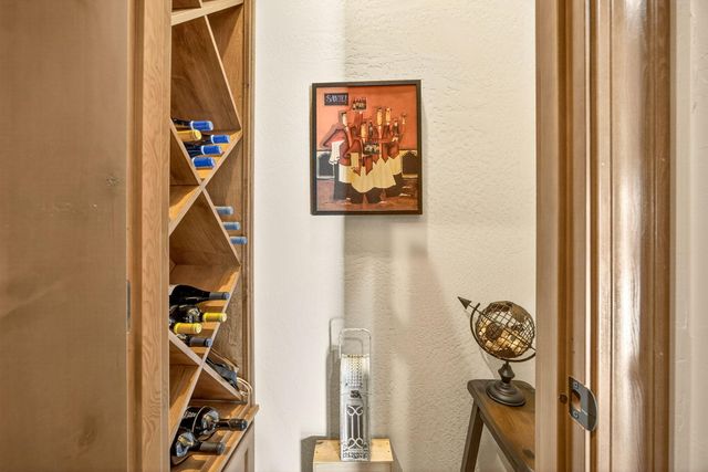 3944 Crystal Springs Drive, Medford, OR 97504