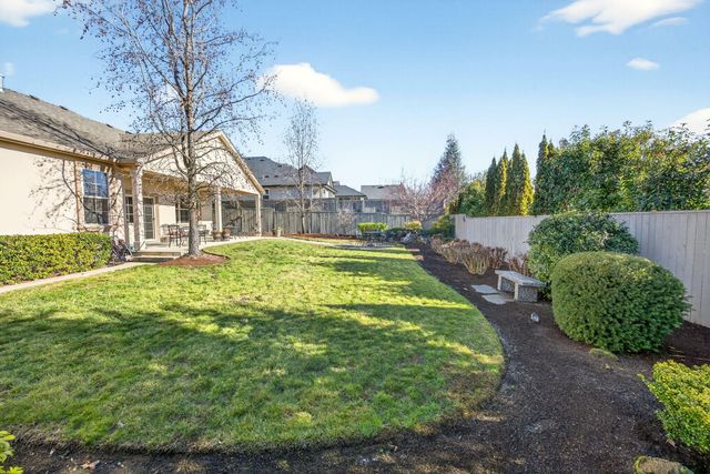 3944 Crystal Springs Drive, Medford, OR 97504