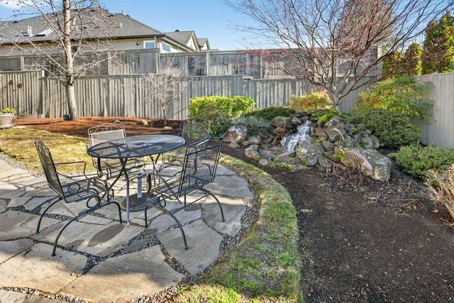 3944 Crystal Springs Drive, Medford, OR 97504