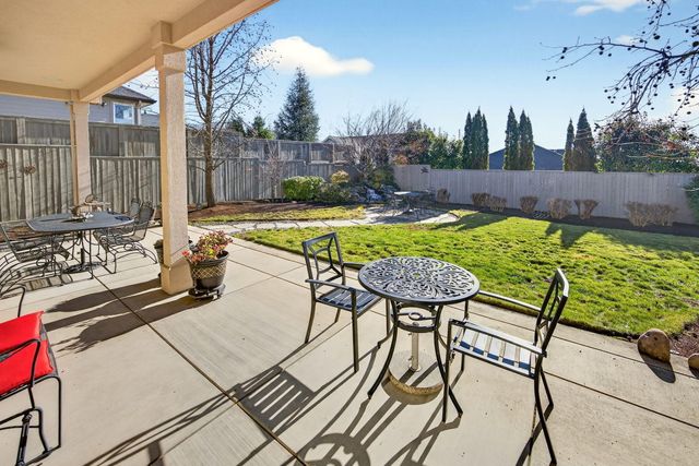 3944 Crystal Springs Drive, Medford, OR 97504