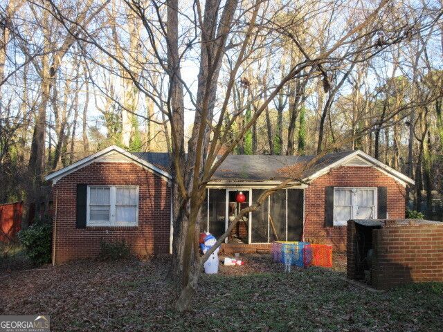 390 Charlotte Boulevard, Stockbridge, GA 30281