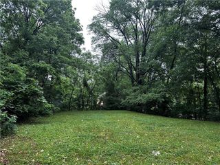 1103 E Pacific Avenue, Independence, MO 64050
