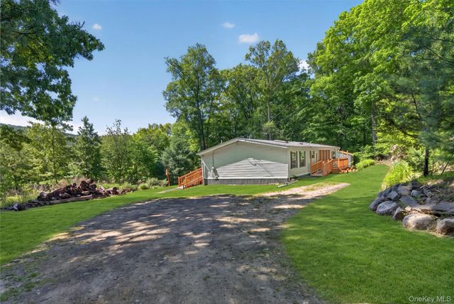 62 Shin Hollow Road, Port Jervis, NY 12771