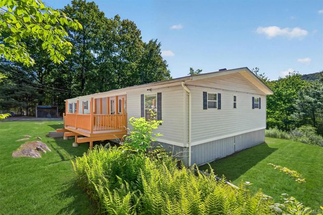 62 Shin Hollow Road, Port Jervis, NY 12771