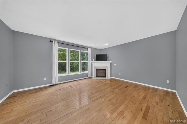 2752 W Amberly Boulevard, Howell, MI 48843