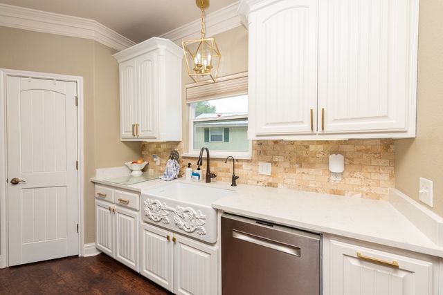 257 Carmel Dr, Sandia, TX 78383