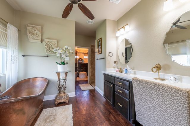 257 Carmel Dr, Sandia, TX 78383