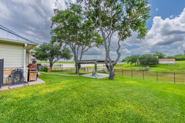 257 Carmel Dr, Sandia, TX 78383