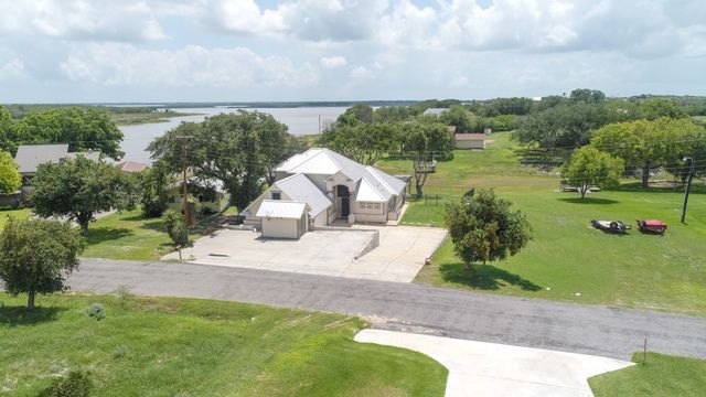 257 Carmel Dr, Sandia, TX 78383