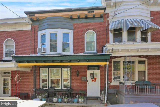 225 FAIRVIEW ST, Pottsville, PA 17901