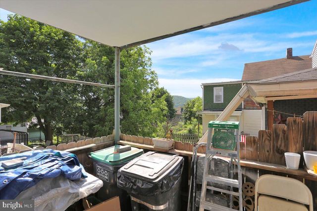 225 FAIRVIEW ST, Pottsville, PA 17901