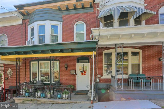 225 FAIRVIEW ST, Pottsville, PA 17901