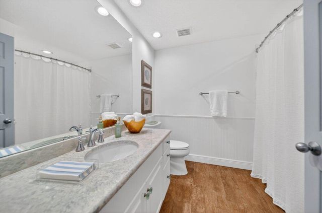391 NE Plantation Road 215, Hutchinson Island, FL 34996
