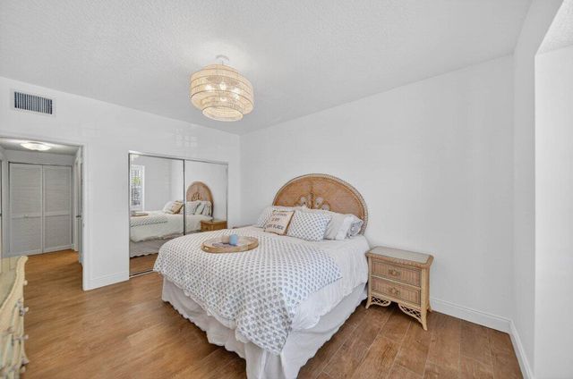 391 NE Plantation Road 215, Hutchinson Island, FL 34996