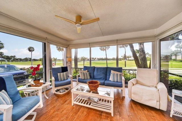 391 NE Plantation Road 215, Hutchinson Island, FL 34996