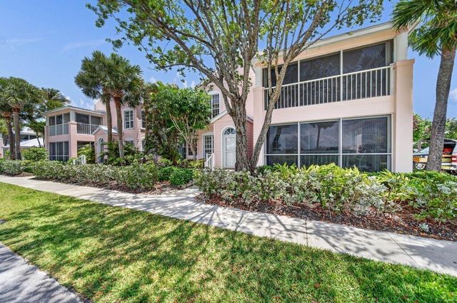 391 NE Plantation Road 215, Hutchinson Island, FL 34996