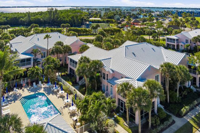 391 NE Plantation Road 215, Hutchinson Island, FL 34996