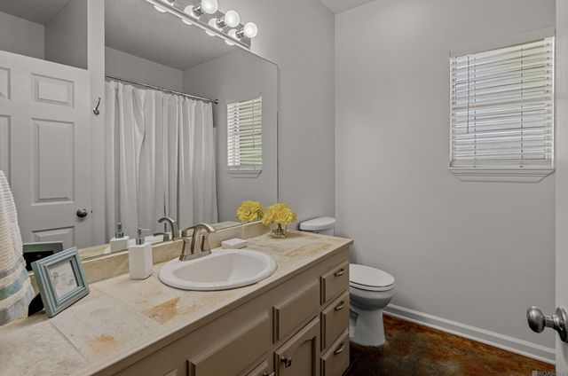 40399 Cotton Field Ave, Gonzales, LA 70737