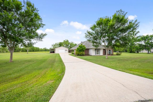40399 Cotton Field Ave, Gonzales, LA 70737