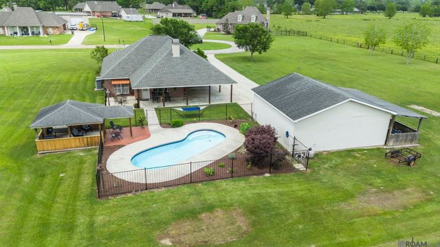 40399 Cotton Field Ave, Gonzales, LA 70737