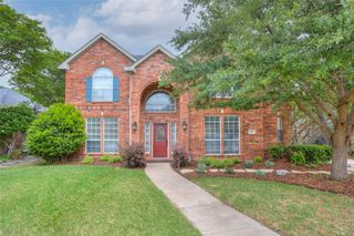 6716 Bluffview Drive, Fort Worth, TX 76132