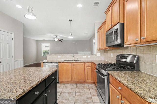 4820 Fieldstone View Circle, Cumming, GA 30028