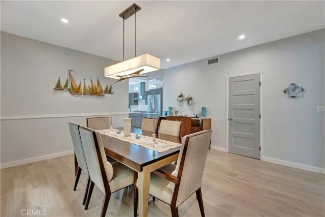 212 Hartford Avenue, Huntington Beach, CA 92648