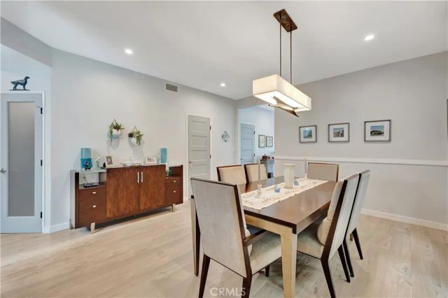 212 Hartford Avenue, Huntington Beach, CA 92648