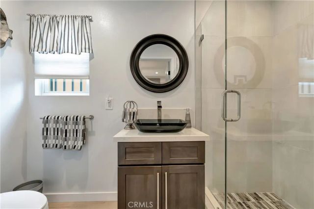 212 Hartford Avenue, Huntington Beach, CA 92648