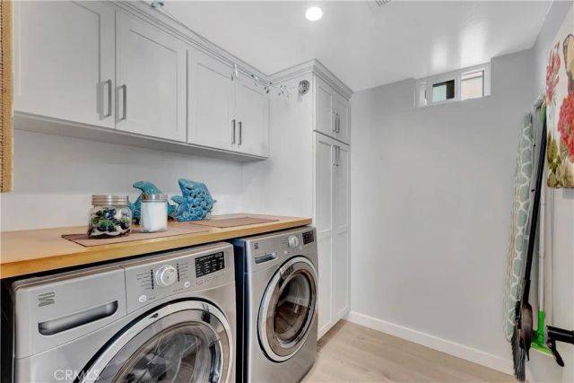 212 Hartford Avenue, Huntington Beach, CA 92648