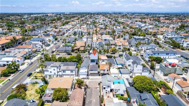 212 Hartford Avenue, Huntington Beach, CA 92648
